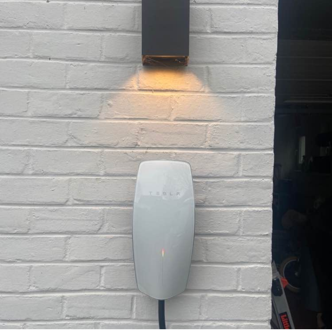 Tesla Wall Connector 01 Tesla Wall Connector 01